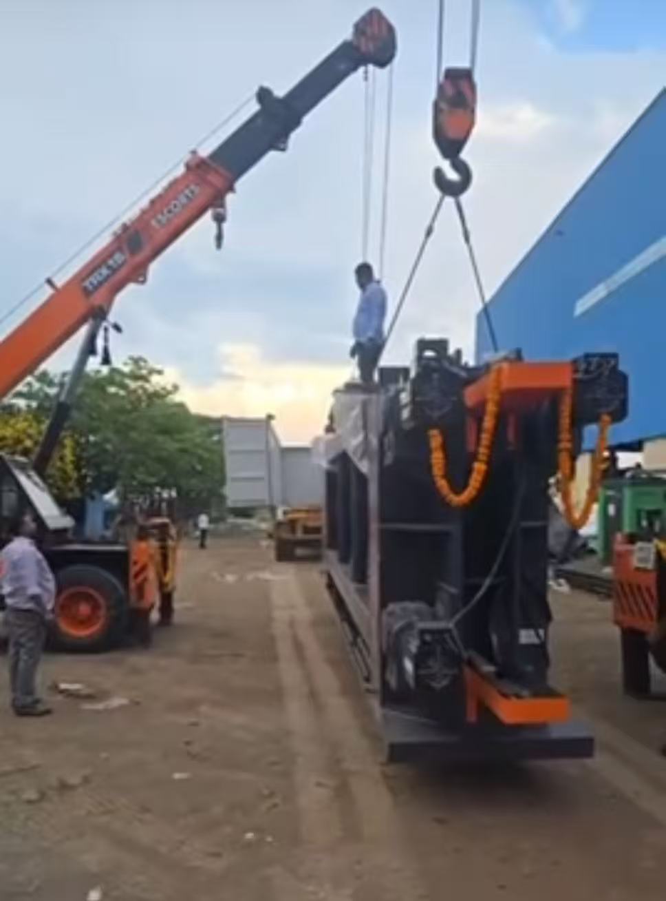 Son şirket blogları hakkında En Son CNC Gabion Örgüsü Makinesi Hindistan'da Başarıyla Devreye Alındı