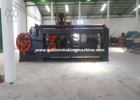 satın al PVC Kaplama Kalınlığı Düzenlenebilir Açı Uzunluğu 2m-5m Gabion Makinesi Çevrimiçi üretim