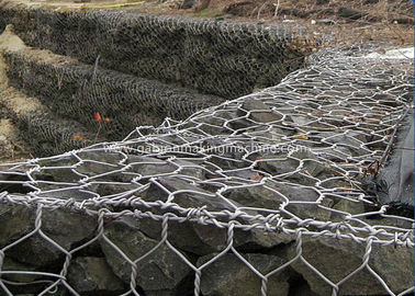 satın al Sıcak Daldırma Galvanizli Telli Altıgen Gabion Kutusu Köprü Koruması Çevrimiçi üretim
