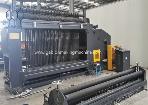 satın al 2300mm Dokuma Genişliğine Sahip PVC Kaplı Tel İçin 60x70mm Gabion Örgü Makinesi Çevrimiçi üretim