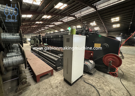 4m Geniş Galvanizli Çelik Tel Altıgen Tel Ağı Makinesi